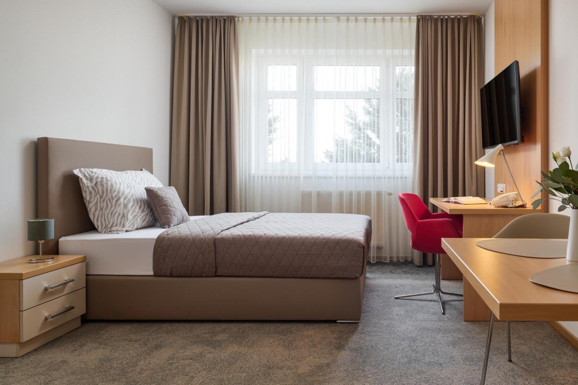 Hotel Osvit Mladá Boleslav Extérieur photo